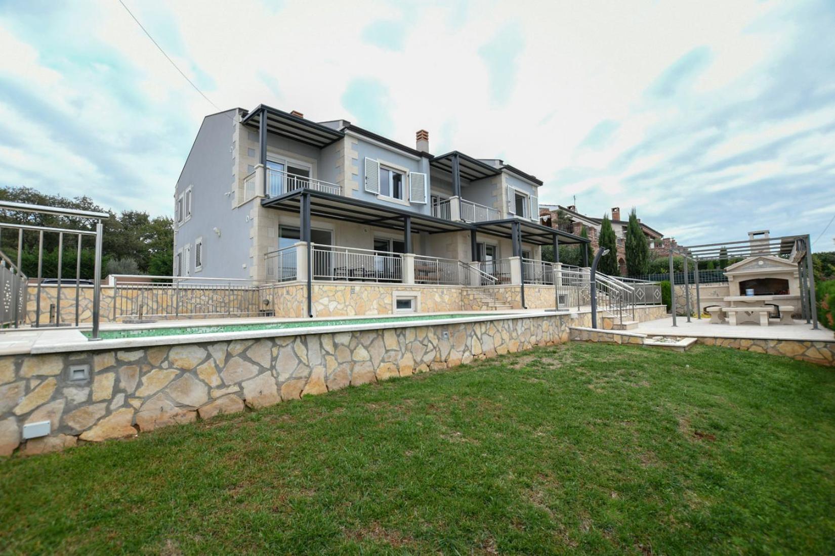 מלון Kaštelir Casa Del Sole מראה חיצוני תמונה