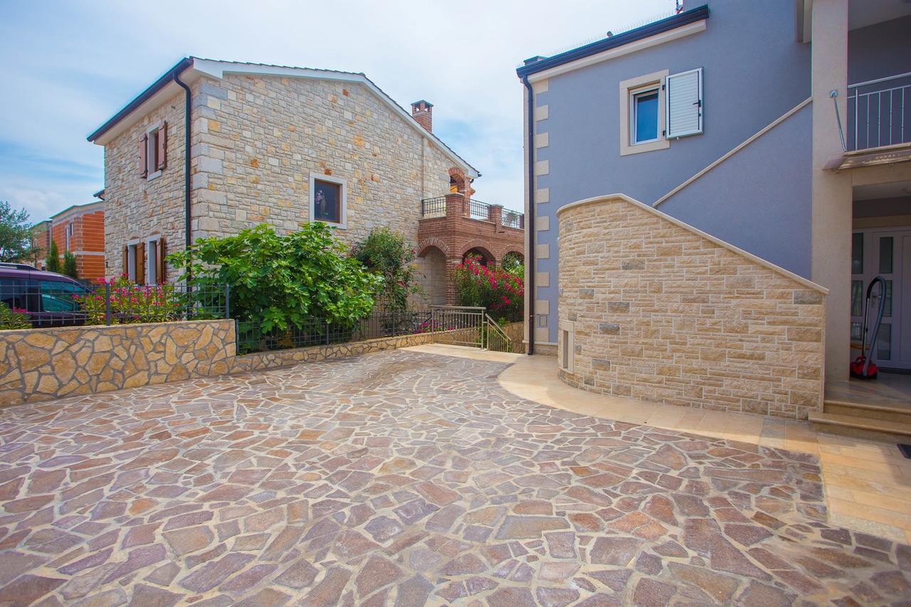 מלון Kaštelir Casa Del Sole מראה חיצוני תמונה